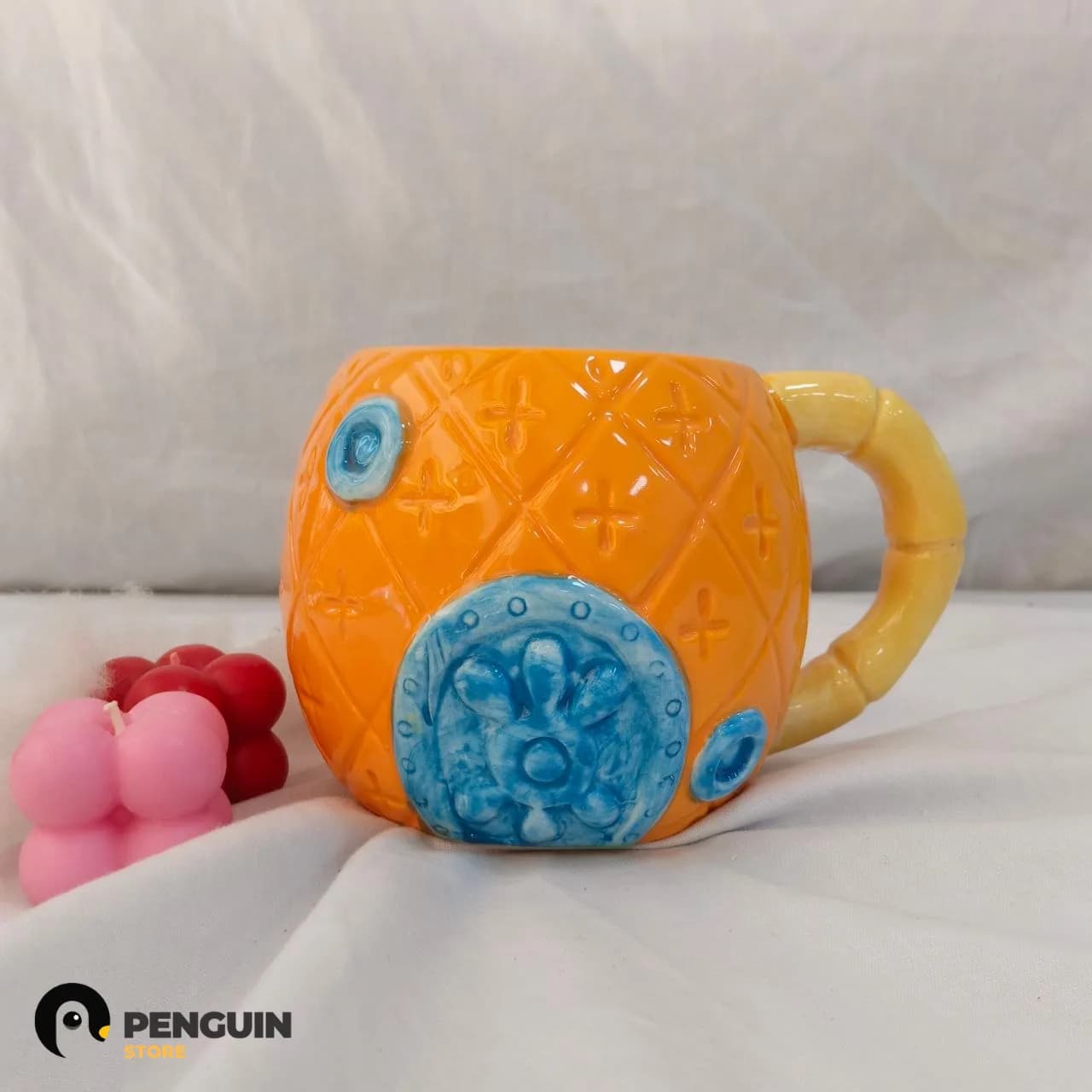 مج "بيت الأناناس" (Pineapple House) ثري دي - مج سيراميك مجسم بتصميم سبونج بوب لزوم الروقان والبهجة 🍍💛☕