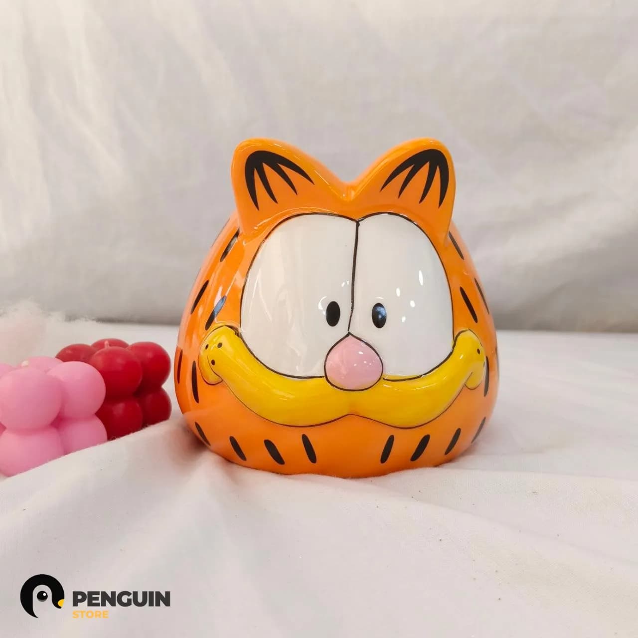 مج "جارفيلد" (Garfield) ثري دي - مج سيراميك مجسم لملك القهوة والروقان من كولكشن Penguin Store 🐱🧡☕