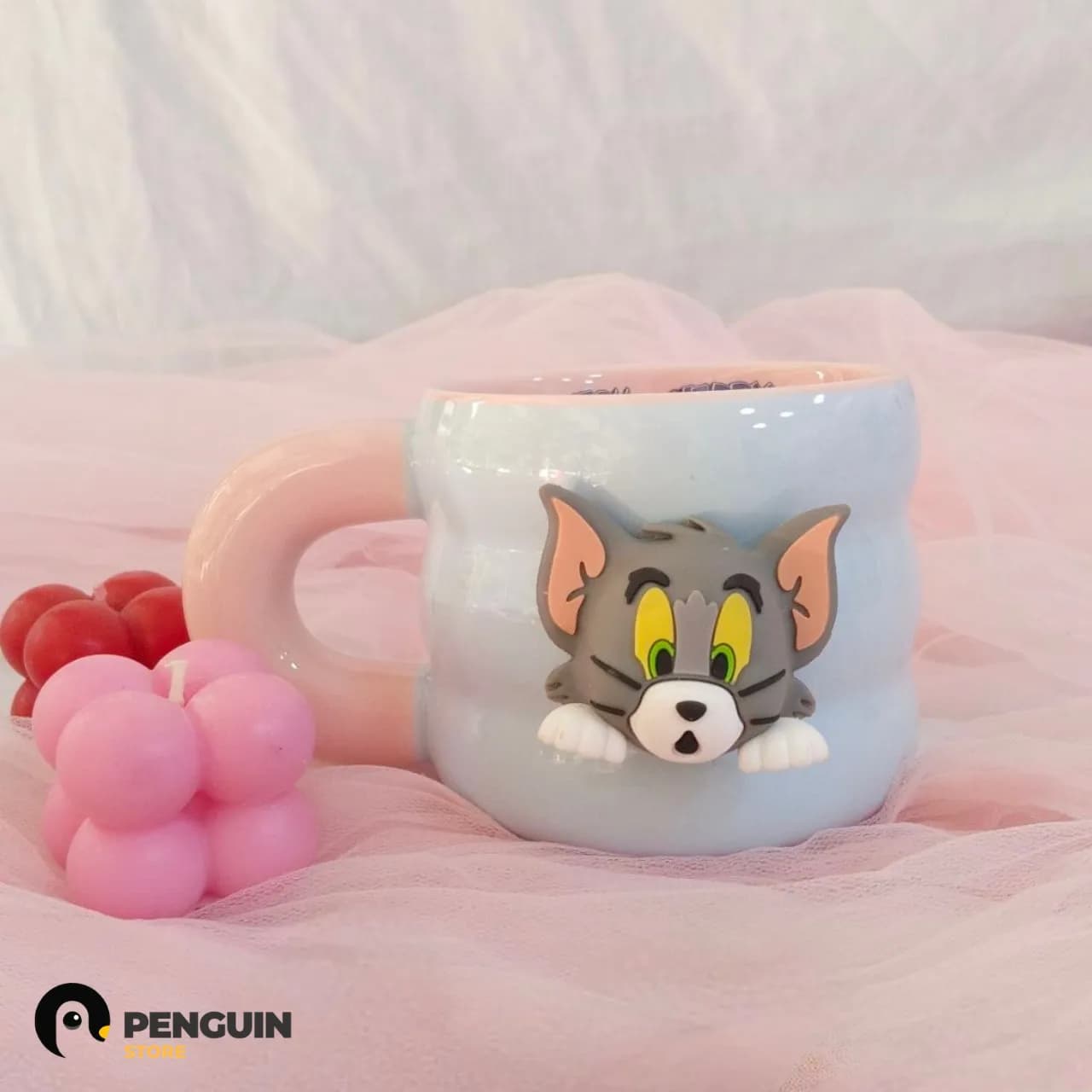 مج "توم" (Tom) توم وجيري - مج سيراميك بـ وجه مغناطيس (Magnet) وألوان باستيل رقيقة من كولكشن Penguin Store 🐱💙☕