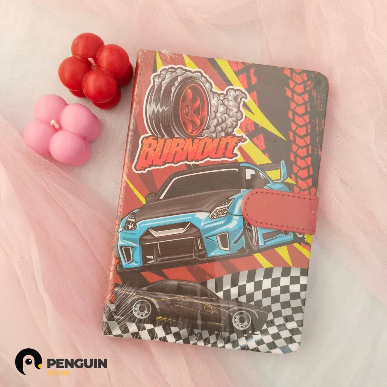 نوت بوك سيارات دريفت بمغناطيس أحمر (20×14 سم) 🏎️💨