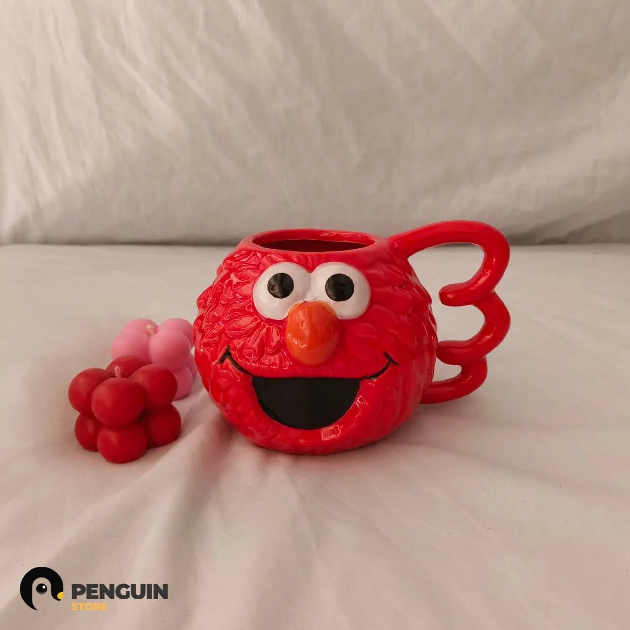 مج "إيلمو" (Elmo) ثري دي - مج سيراميك مجسم بـ يد زجزاج وتصميم  بارز لزوم البهجة والروقان 🔴❤️☕